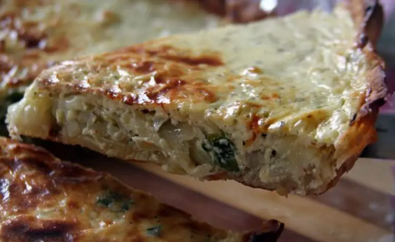 tarta de cebolla y queso roquefort, tarta de cebolla, tarta de cebolla y queso azul, tortilla de cebolla y queso