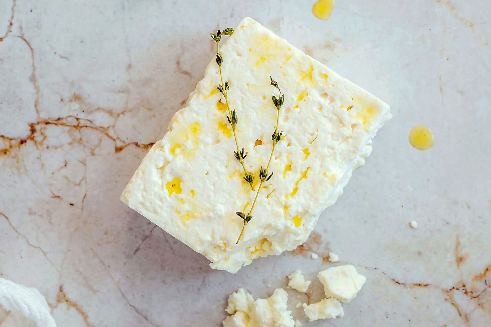 Queso Feta: ¿Qué es y cuáles son sus sustitutos?