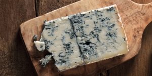 queso gorgonzola, historia gorgonzola, sustitutos gorgonzola, que es el queso gorgonzola, como se hace el gorgonzola