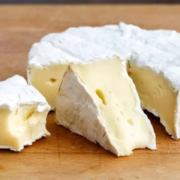 Queso Brie: ¿Qué es y cuál es su origen?