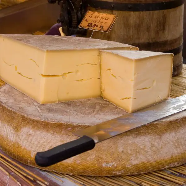 Queso Gruyere ¿Qué es y para que se usa? Rosalat