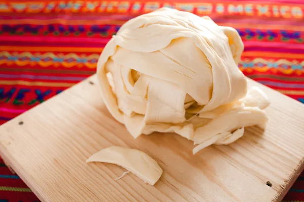 Oaxaca Cheese: What is it and which are it’s substitutes