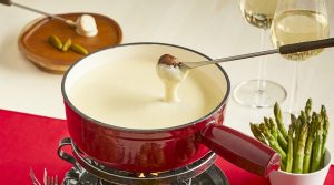 fondue de queso, receta fondue de queso, fondue de queso suizo, receta original de fondue