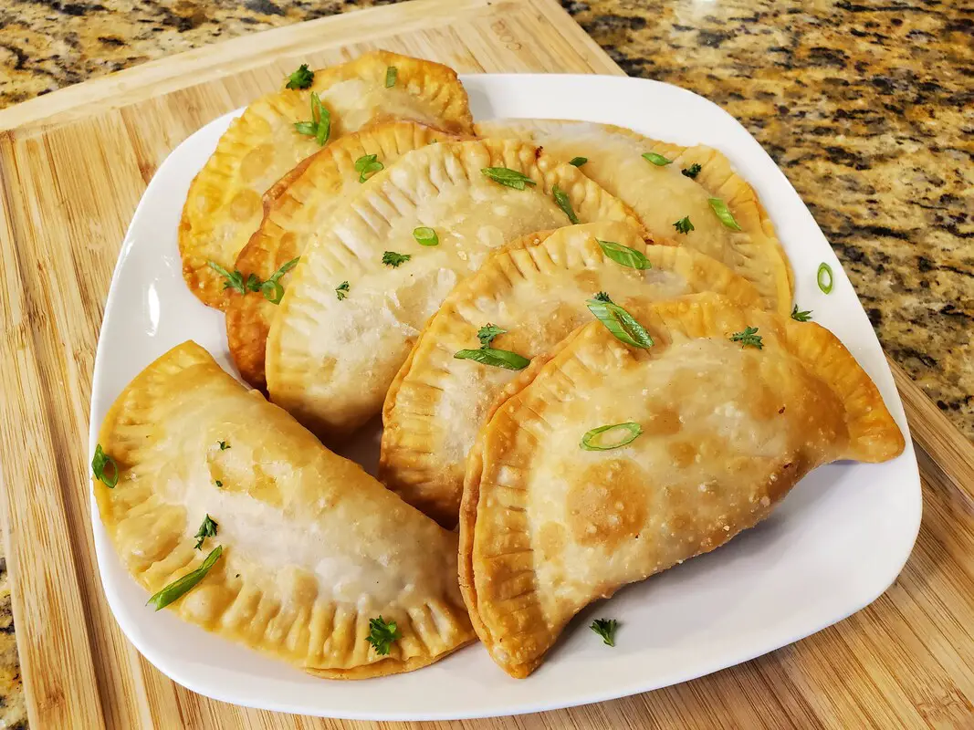 Empanadas de Cebolla y Queso: Receta fácil y rápida en 5 simples pasos