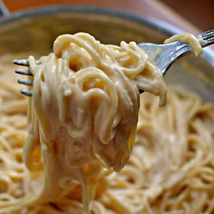 fideos con queso crema, fideos con queso, fideos cremosos