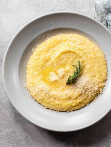 polenta casera con queso, receta polenta con queso, polenta con queso