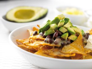 nachos con queso y guacamole, receta de nachos con queso y guacamole, totopos con queso y guacamole