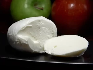 mozzarella cheese, fresh cheese