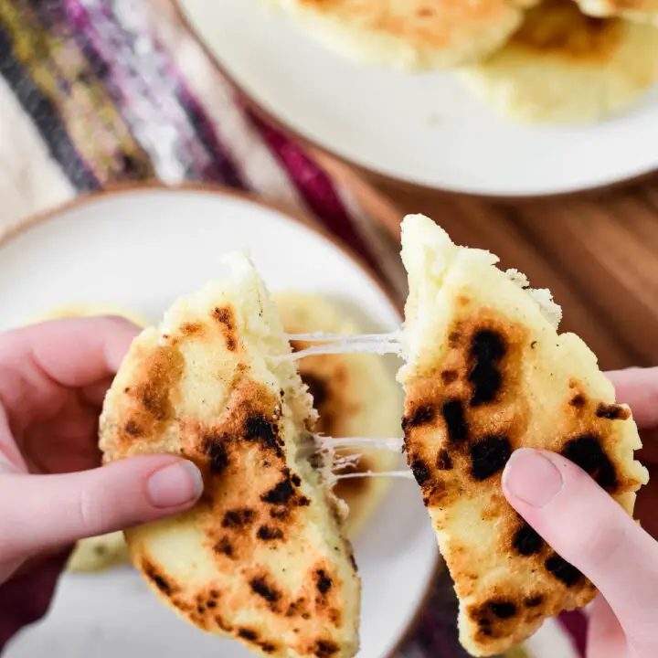 receta de arepas con queso, arepas con queso, arepas de queso